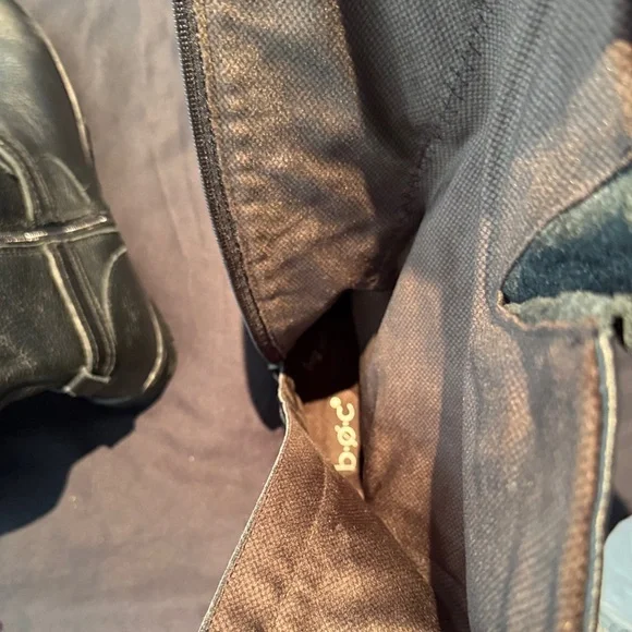 BOC Black Leather snow Women's Boots preowned non smoking home great shape - Picture 6 of 8